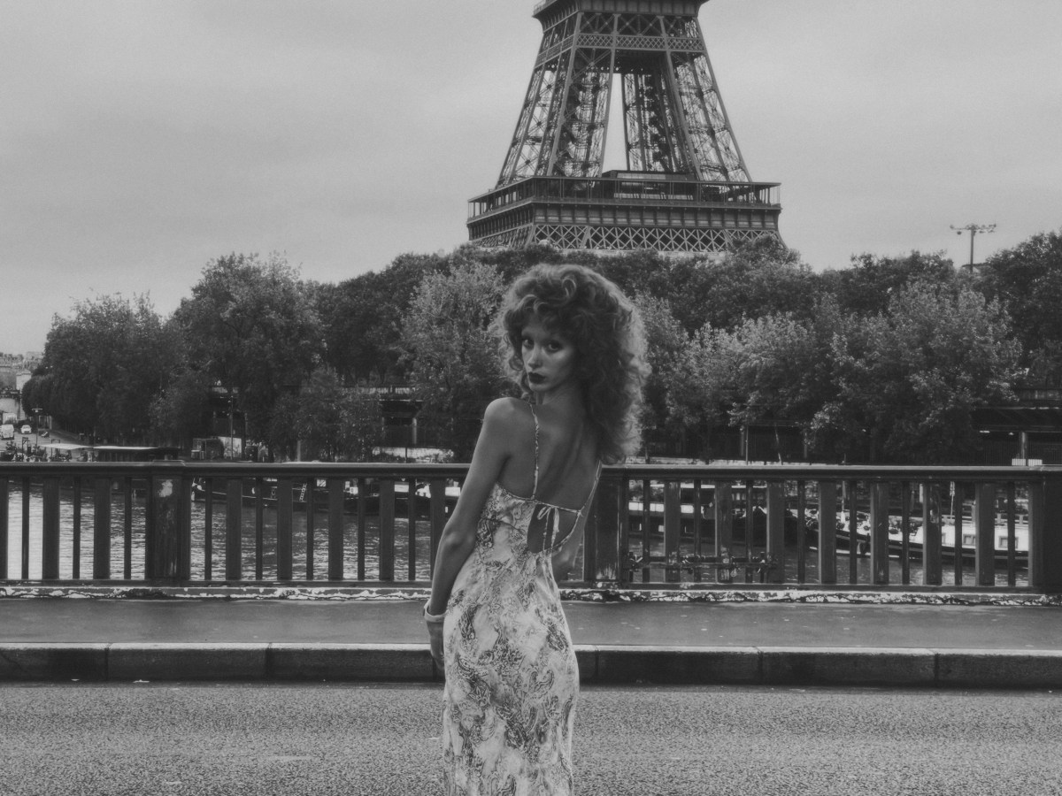 Intersections & Heavy Hearts. – a short story by Joan&nbsp;Lenine.